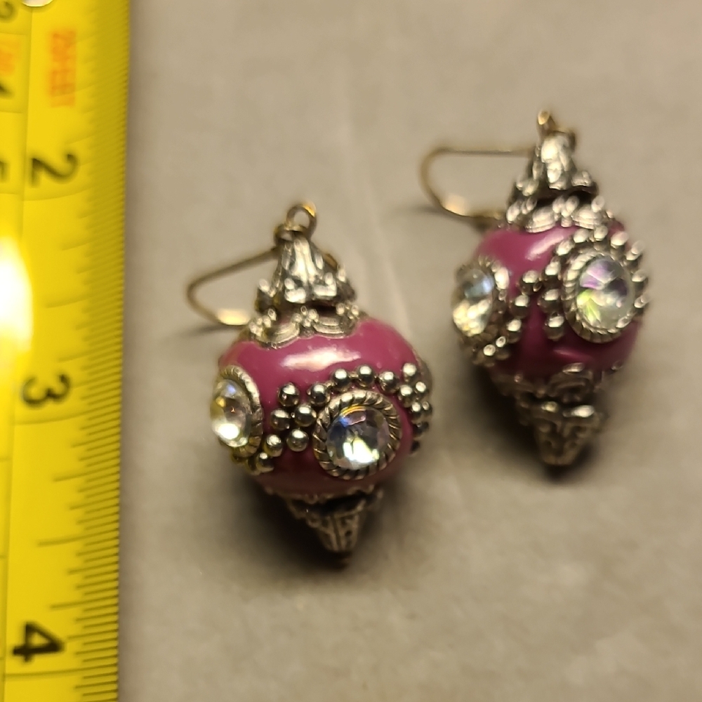 Elegant Pink and Silver Colored Beaded Earrings - Picture 3 of 4
